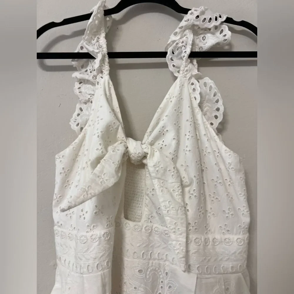 ALICE + OLIVIA Rosina cropped knotted broderie anglaise cotton jumpsuit Size 14
